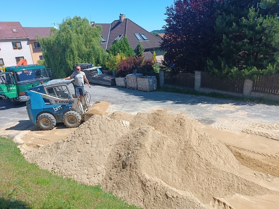 Údržba hřiště Trávníky Hirsch, 1.7.2025 5