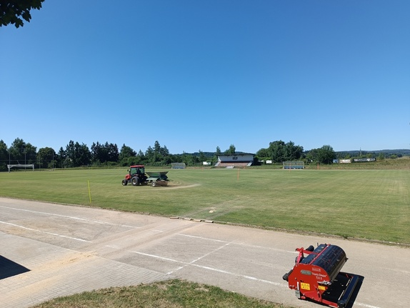 Údržba hřiště Trávníky Hirsch, 1.7.2025 6