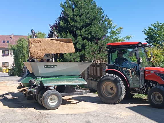 Údržba hřiště Trávníky Hirsch, 1.7.2025 8