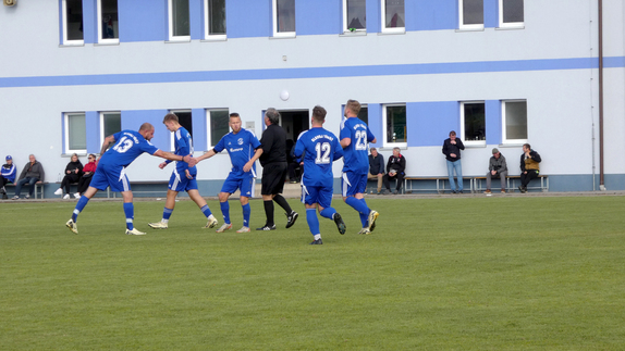 B-tým ∣ 5.10.2025, utkání, Hybrálec 18