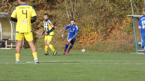 B-tým ∣ 19.10.2025, utkání, Dobronín 9