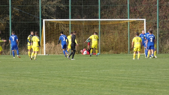 B-tým ∣ 19.10.2025, utkání, Dobronín 12